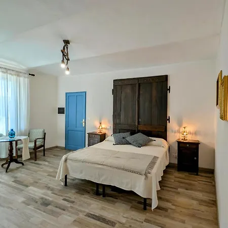 Freedoms Reins Farm Bed & Breakfast